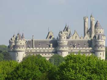 PIERREFONDS